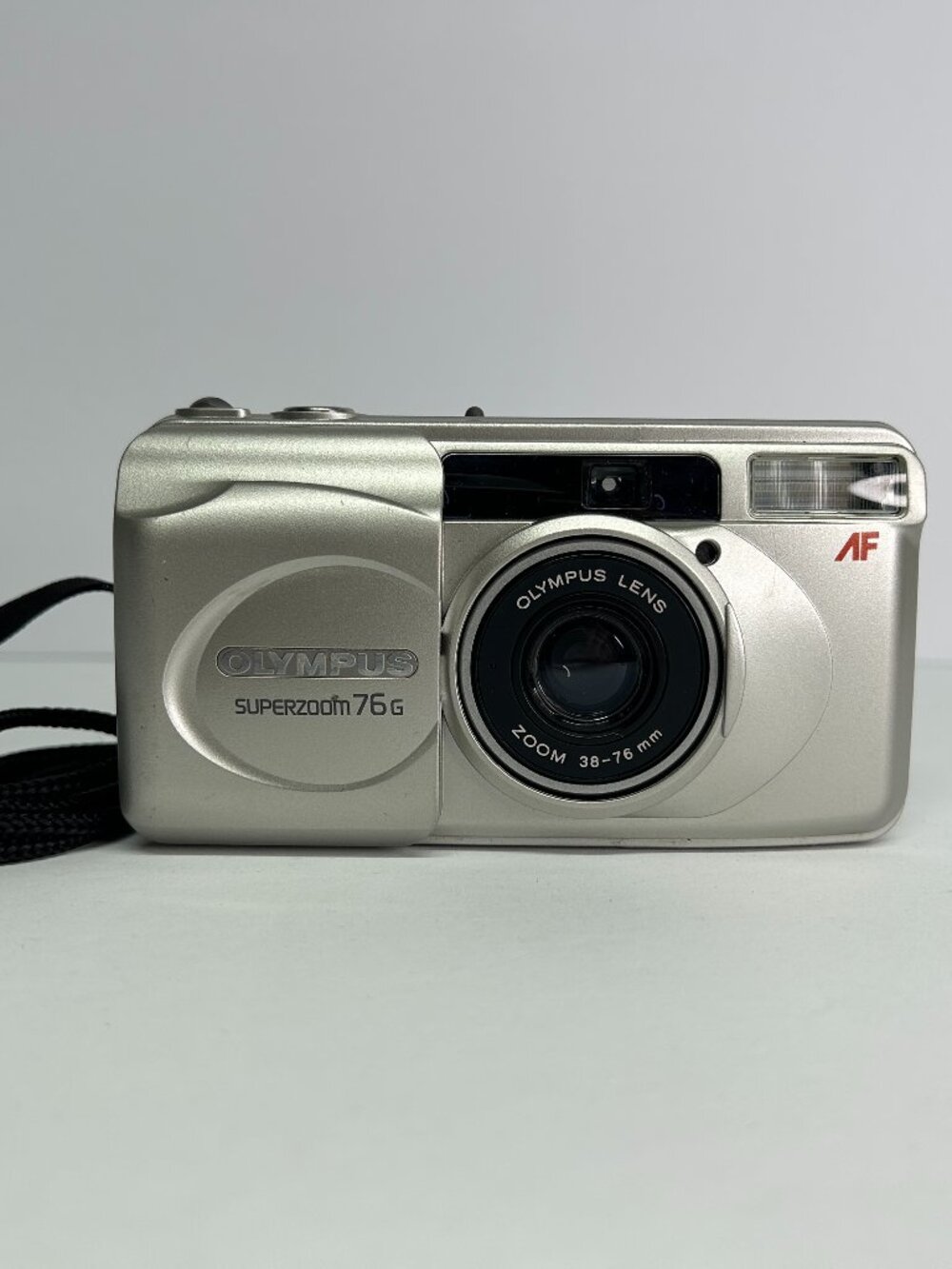 Olympus Superzoom 76G 35mm Film Camera 38-76mm Point & Shoot Untested